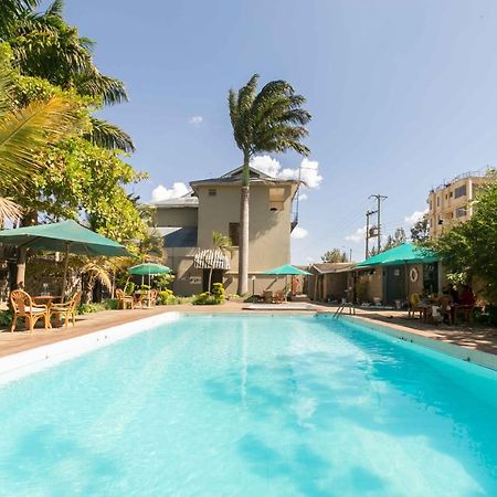 Fahari Gardens Hotel Nairobi Bagian luar foto