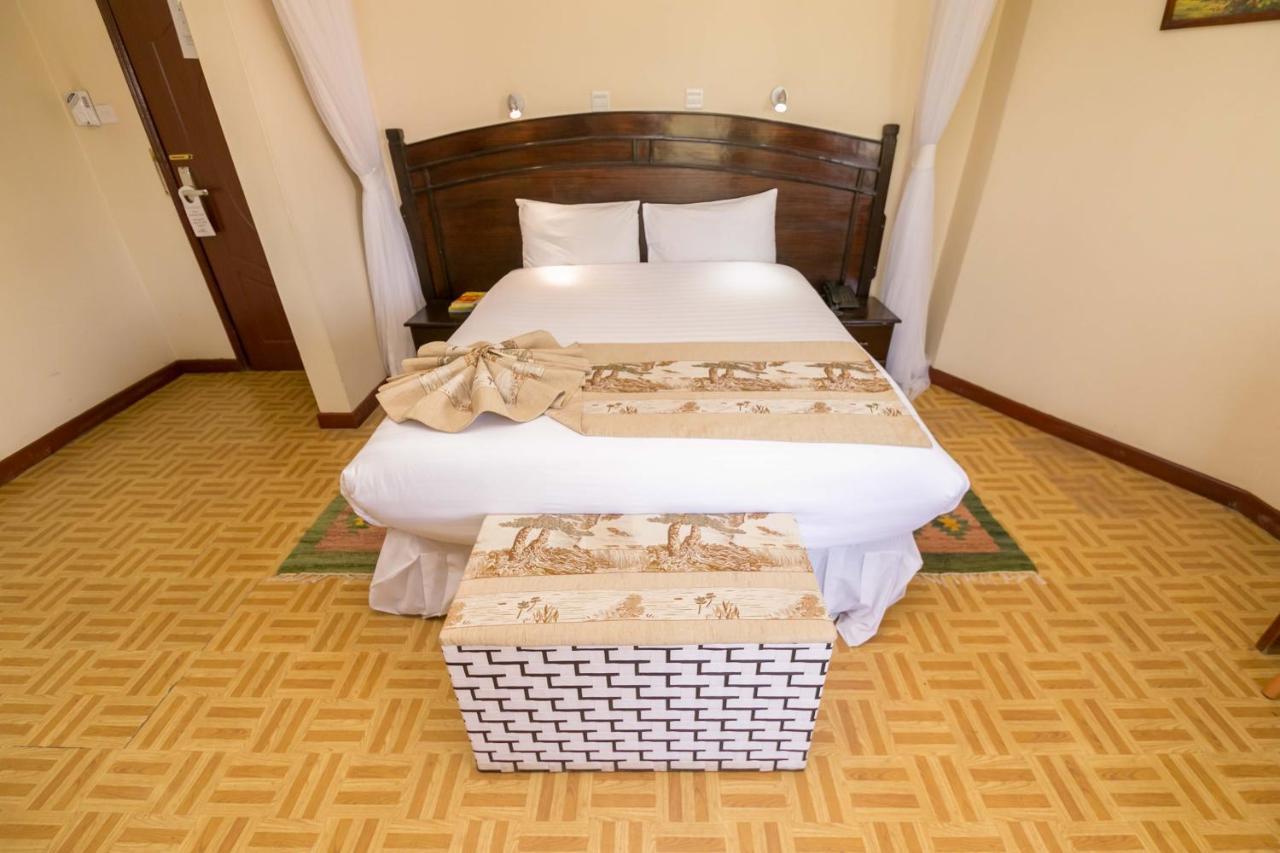 Fahari Gardens Hotel Nairobi Bagian luar foto