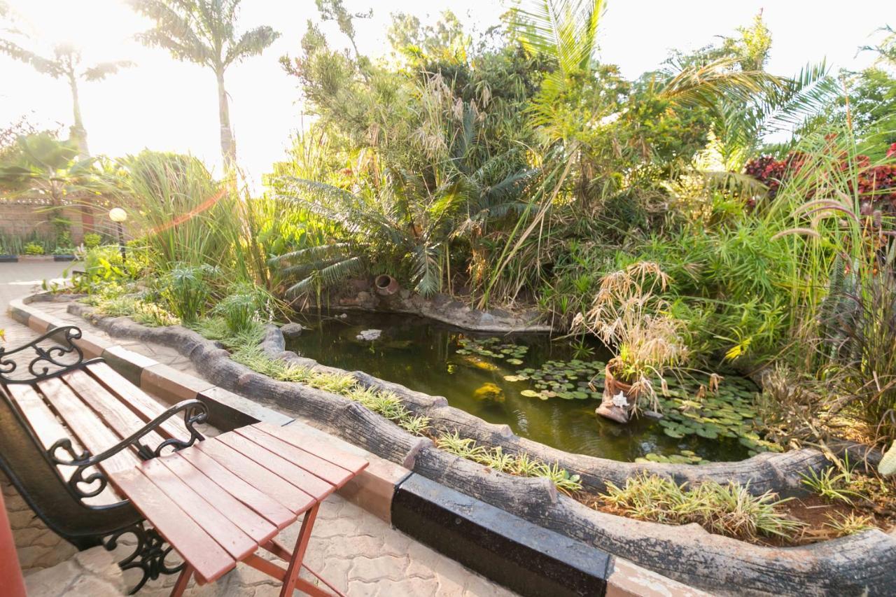Fahari Gardens Hotel Nairobi Bagian luar foto