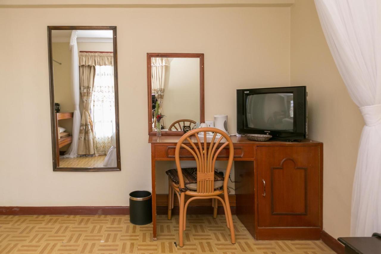 Fahari Gardens Hotel Nairobi Bagian luar foto