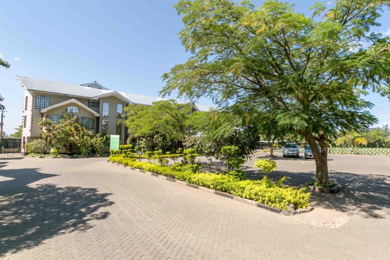 Fahari Gardens Hotel Nairobi Bagian luar foto