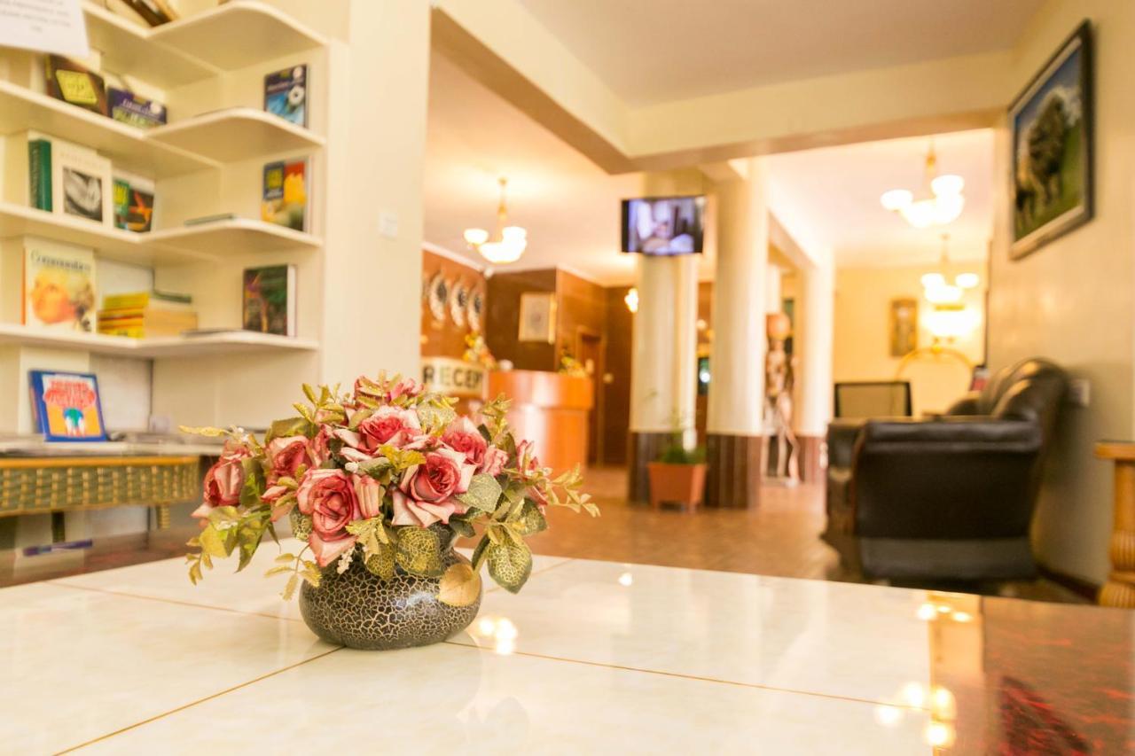 Fahari Gardens Hotel Nairobi Bagian luar foto