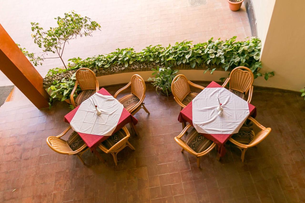 Fahari Gardens Hotel Nairobi Bagian luar foto