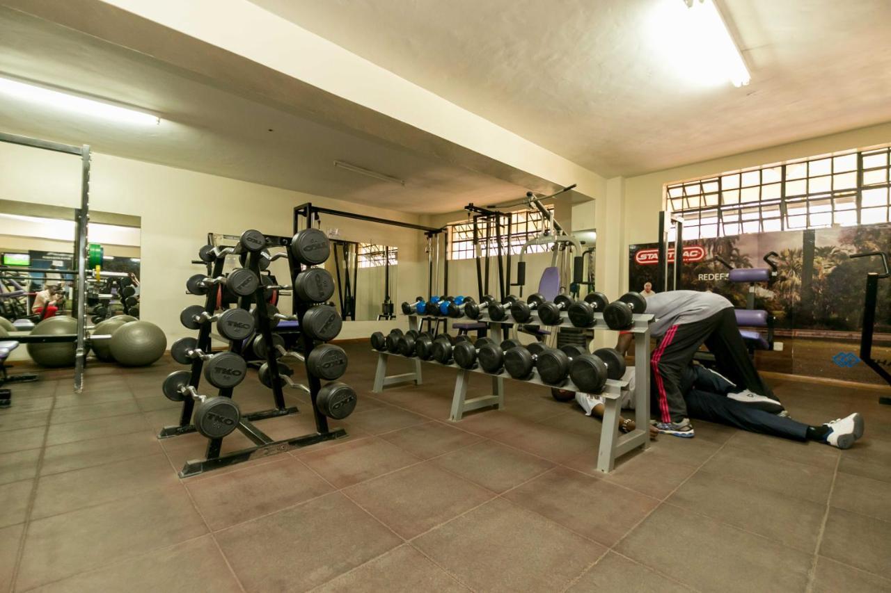 Fahari Gardens Hotel Nairobi Bagian luar foto