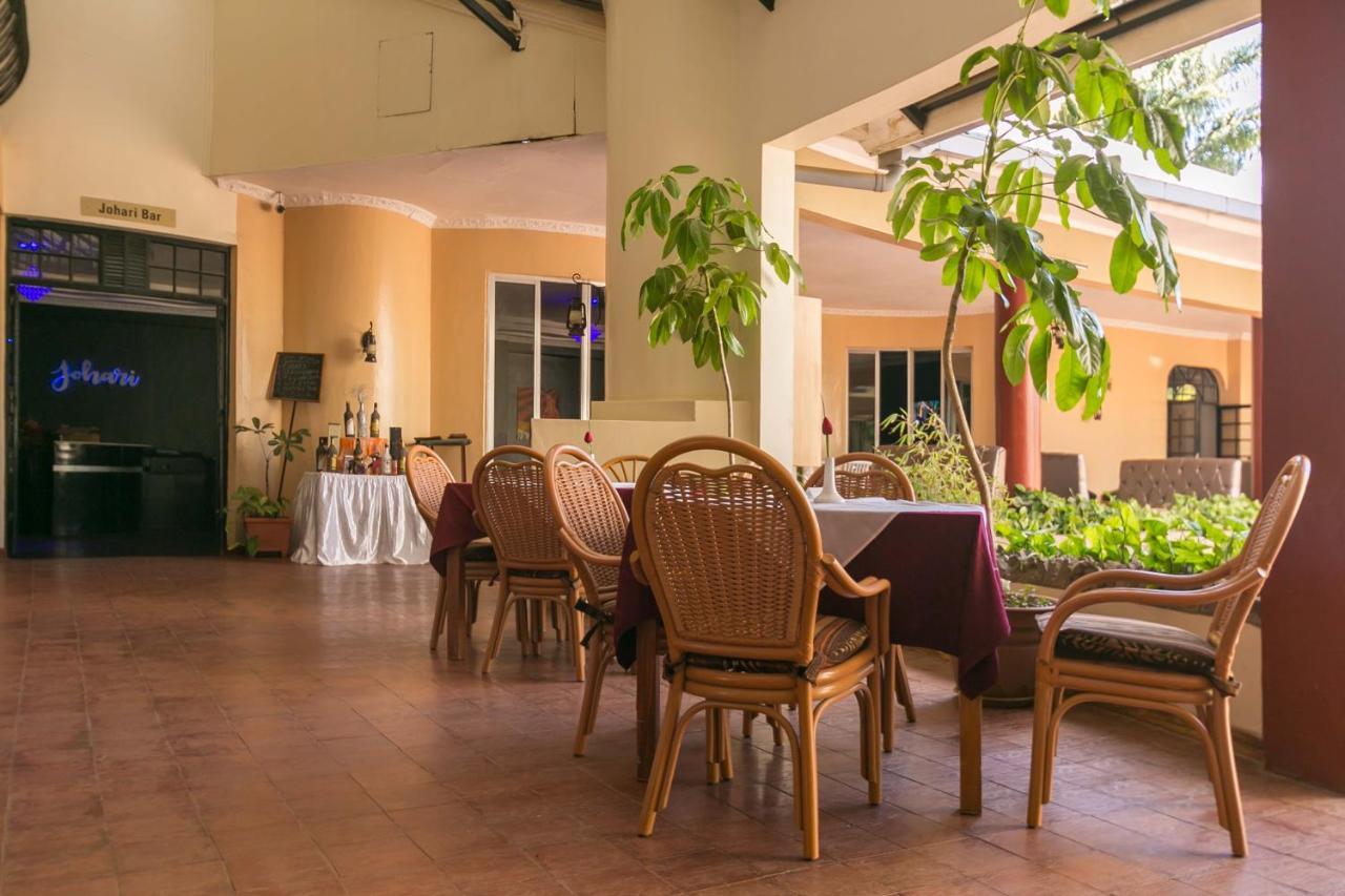 Fahari Gardens Hotel Nairobi Bagian luar foto